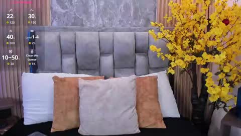 Snapshot of sulay_kim chatting on August 1, 8:30 pm Sulay online show from August 1, 8:30 pm