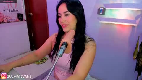 Snapshot of sulmatevans_ chatting on June 21, 10:07 am Diana online show from June 21, 10:07 am