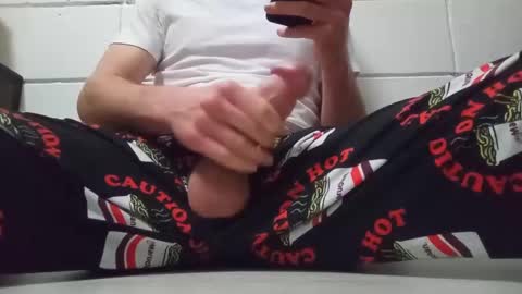 Snapshot of sultansgirls chatting on March 3, 7:17 pm The Sultan online show from March 3, 7:17 pm