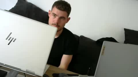 Snapshot of sultansgirls chatting on September 8, 3:00 pm The Sultan online show from September 8, 3:00 pm