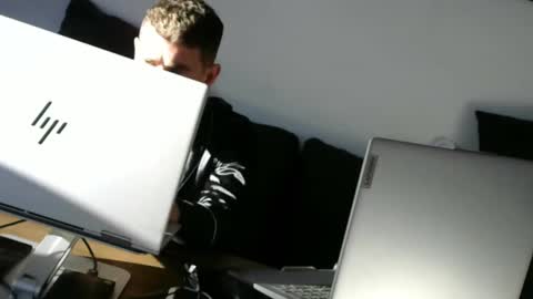 Snapshot of sultansgirls chatting on September 9, 11:21 am The Sultan online show from September 9, 11:21 am