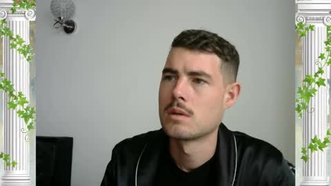 Snapshot of sultansgirls chatting on November 24, 3:34 pm The Sultan online show from November 24, 3:34 pm