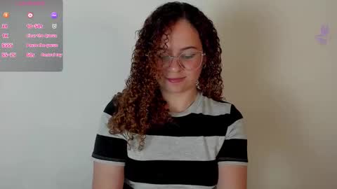 Snapshot of sultrysecrets_ chatting on September 15, 8:31 pm Ann online show from September 15, 8:31 pm