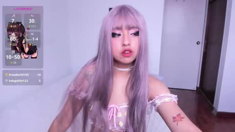 Nicolle  online show from February 22, 3:10 pm