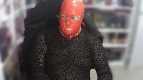 Sumisolatex online show from January 27, 12:05 pm