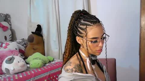 summer 09 online show from April 4, 2:32 am