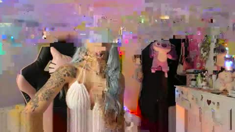 summer 09 online show from June 5, 2:40 am