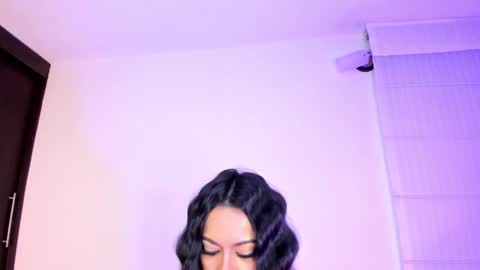 Snapshot of summer_holiday chatting on December 17, 8:45 am OnlyFans summer holiday online show from December 17, 8:45 am