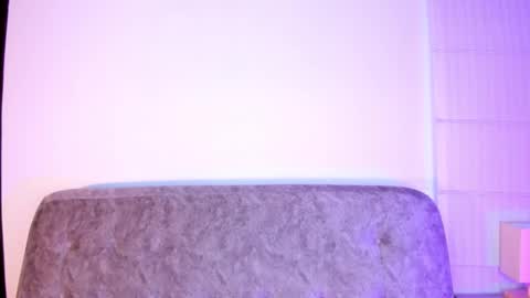 Snapshot of summer_holiday chatting on December 23, 7:49 am OnlyFans summer holiday online show from December 23, 7:49 am