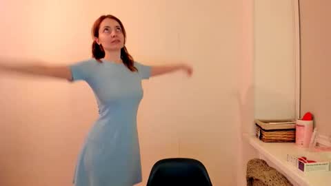 Summer Preston online show from September 22, 5:59 pm