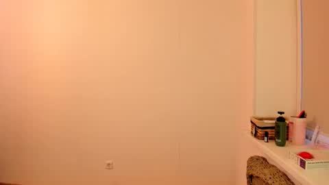 Summer Preston online show from October 10, 5:17 am