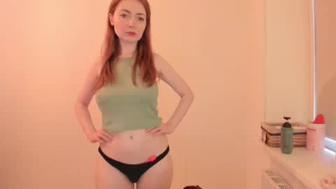 Summer Preston online show from March 26, 12:44 pm