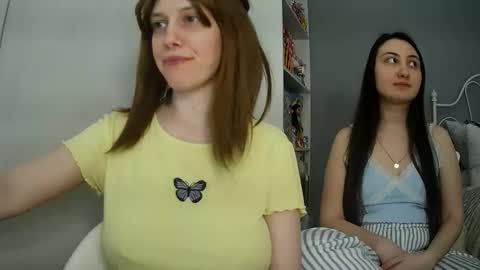 summerbluesky online show from April 21, 2:34 pm