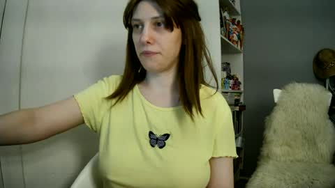 Snapshot of summerbluesky chatting on June 21, 3:47 pm summerbluesky online show from June 21, 3:47 pm