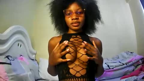 summerbuddy online show from February 22, 7:45 am