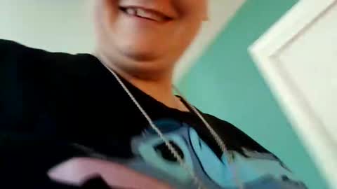 Snapshot of summerdivine69 chatting on October 22, 6:07 pm Summer Divine online show from October 22, 6:07 pm