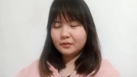 Mia online show from March 24, 11:04 am