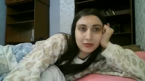 Snapshot of summerkathy chatting on December 3, 10:13 am kathy online show from December 3, 10:13 am