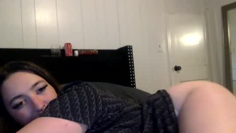 Snapshot of summerlee9 chatting on July 2, 11:44 pm summerlee9 online show from July 2, 11:44 pm