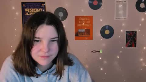 sun_julia online show from November 11, 10:04 am