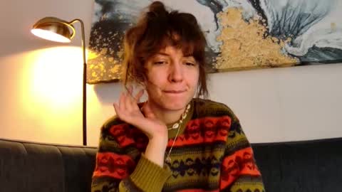 luna online show from April 18, 5:33 am