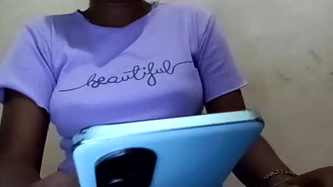 Snapshot of sunali_jain03 chatting on December 18, 4:29 am sunali_jain03 online show from December 18, 4:29 am