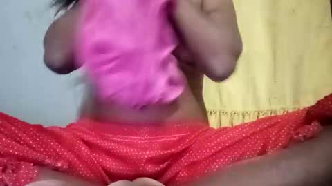 sunali_jain03 online show from April 25, 9:45 am