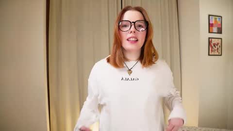 Snapshot of sunann_ chatting on March 16, 4:44 pm Molly online show from March 16, 4:44 pm