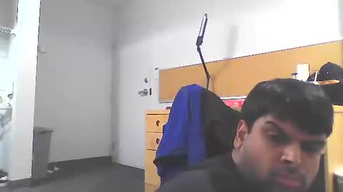 Snapshot of sundoog chatting on January 5, 11:01 pm Sundoog online show from January 5, 11:01 pm