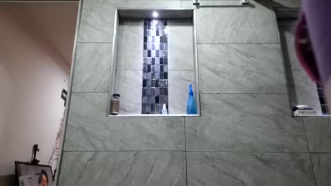 Snapshot of sunflower_dance chatting on February 21, 12:49 am Jeraldine online show from February 21, 12:49 am