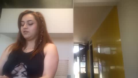 Snapshot of sunflower_dance chatting on September 10, 5:57 pm Jeraldine online show from September 10, 5:57 pm