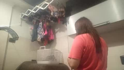 Snapshot of sunflower_dance chatting on October 12, 12:42 am Jeraldine online show from October 12, 12:42 am