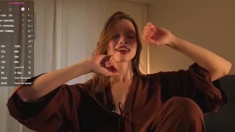 Kiki online show from September 12, 1:06 am