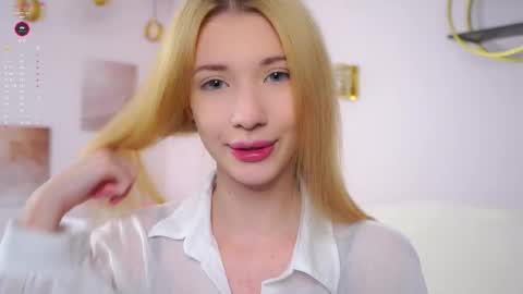 Lily online show from February 10, 2:43 pm