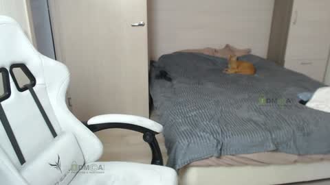 Alice and Sergey online show from February 1, 11:10 am