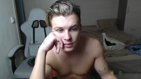 Alice and Sergey online show from February 2, 9:23 pm