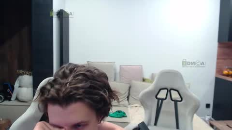 Alice and Sergey online show from February 16, 6:37 pm