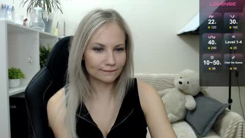 Naomi online show from October 21, 3:18 am