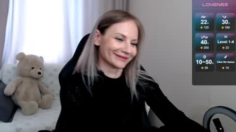 Naomi online show from April 24, 7:22 am