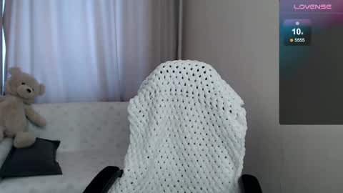 Snapshot of sunny_bunny6 chatting on May 21, 5:58 am Naomi online show from May 21, 5:58 am