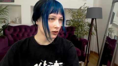 sunny_girl_x online show from April 22, 6:38 am
