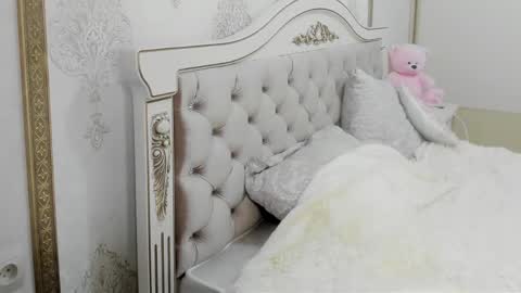 Vanessa online show from April 22, 5:10 am