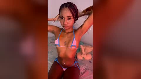 Sunny Page online show from May 12, 3:36 am