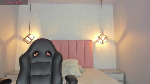  S U N N Y online show from February 2, 12:48 pm