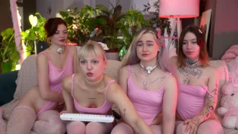 Fia  -  TG -  Mia -  Alice -  online show from March 21, 3:44 am