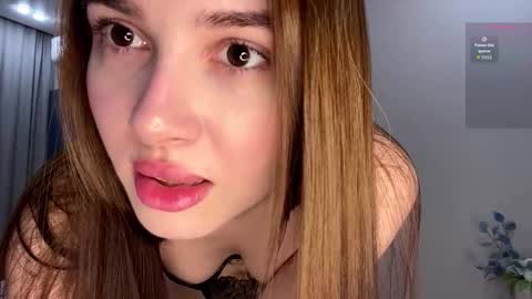 Christina online show from March 1, 8:38 am