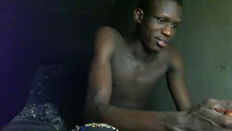 Snapshot of sunnyjohn447 chatting on October 3, 8:55 am Sunnyblack2 online show from October 3, 8:55 am