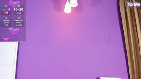 Snapshot of sunnypage chatting on February 9, 12:28 am online show from February 9, 12:28 am