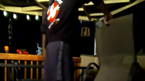 suns0ut_buns0ut online show from October 18, 1:45 pm