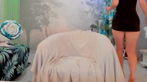 Eva  online show from December 26, 8:32 pm